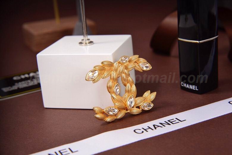 Chanel Brooch 357